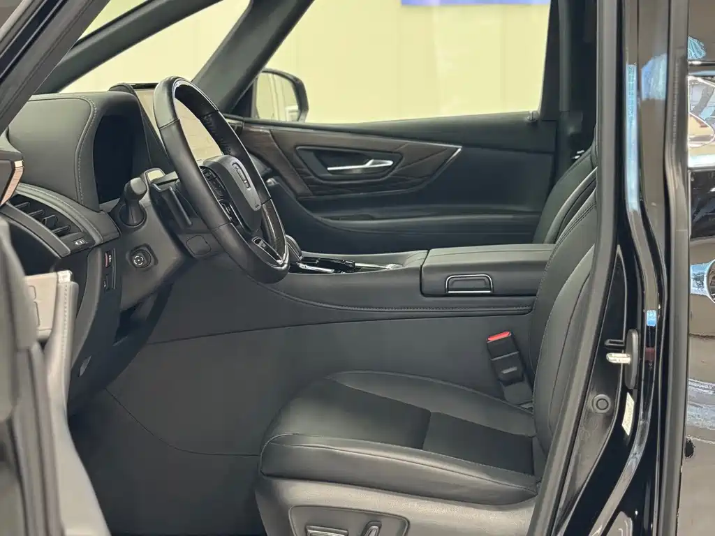 Toyota Vellfire — миниатюра 4