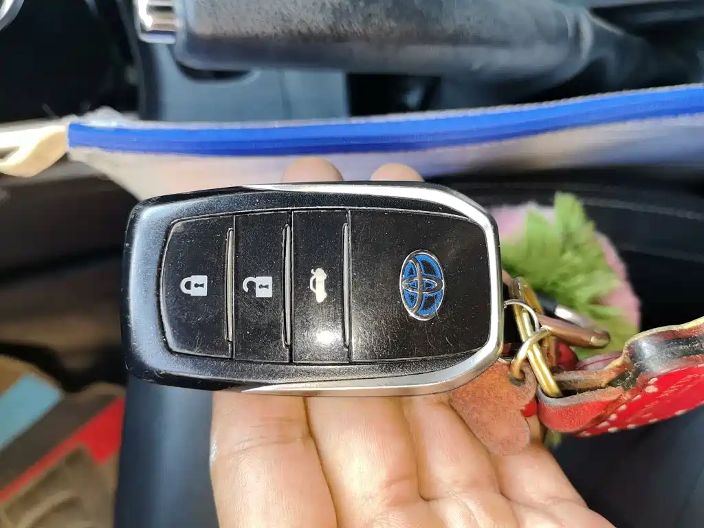 Toyota Corolla — миниатюра 12