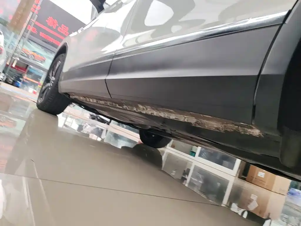 Volkswagen Tiguan L — миниатюра 22