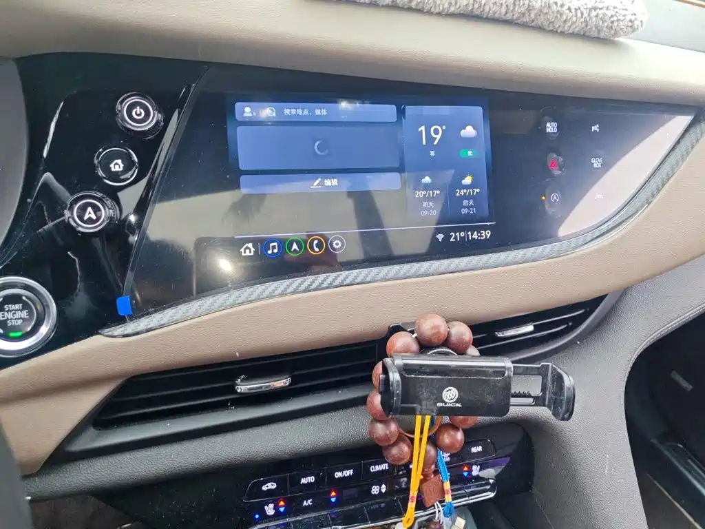 Buick Enclave — миниатюра 9