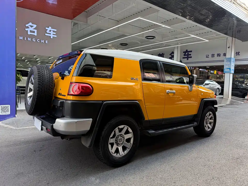 Toyota FJ Cruiser — миниатюра 17