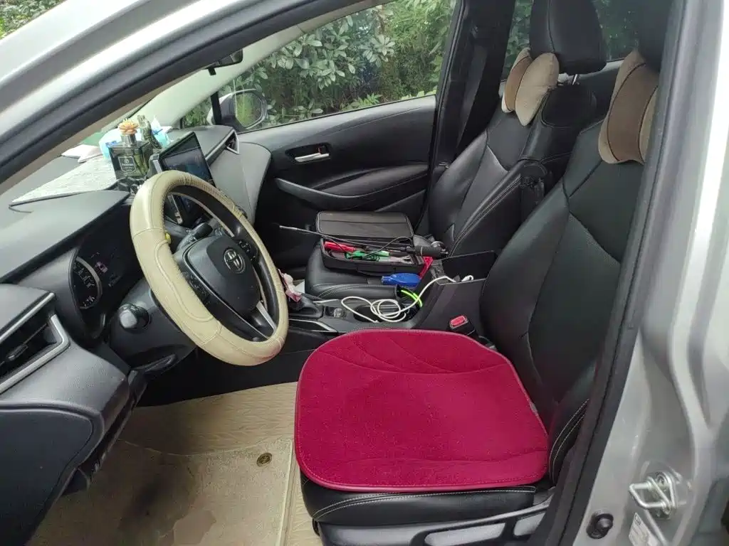Toyota Corolla — миниатюра 11