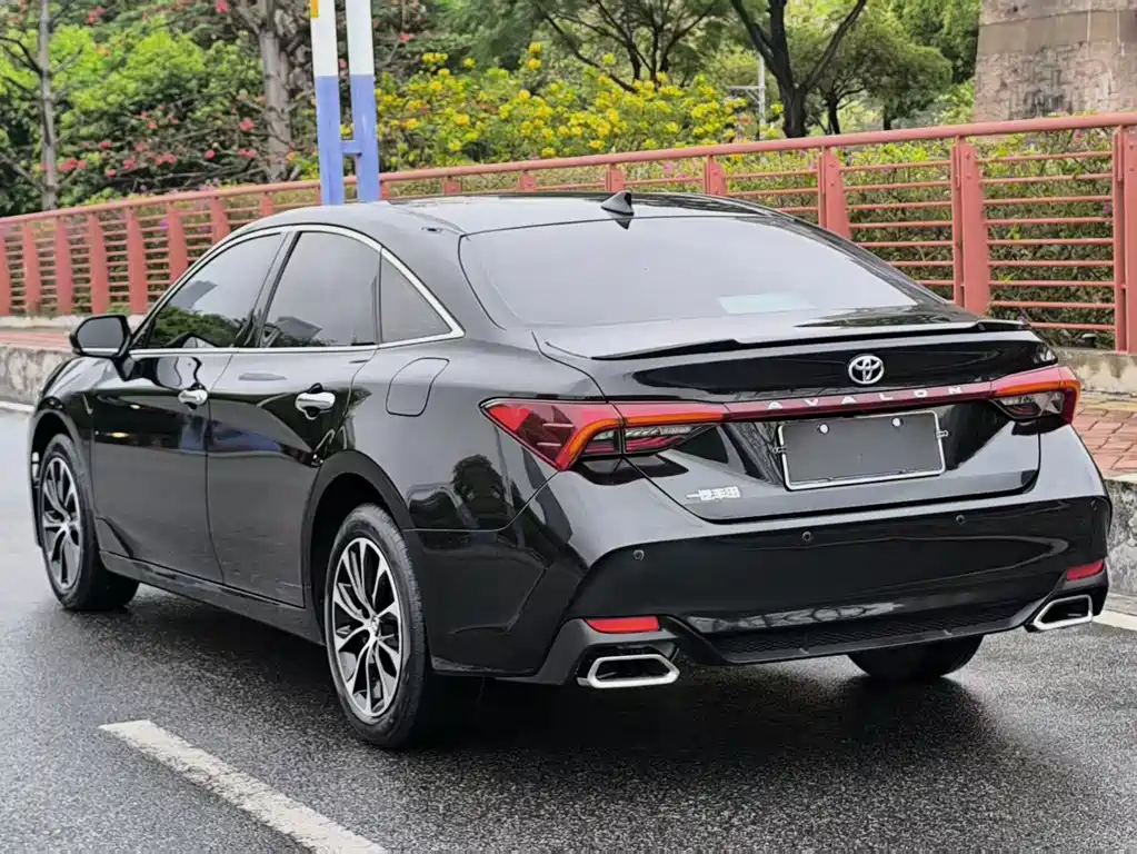 Toyota Avalon — миниатюра 4