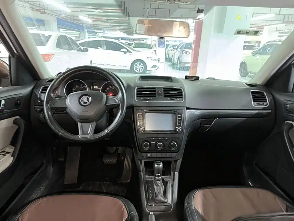 Skoda Yeti — миниатюра 10