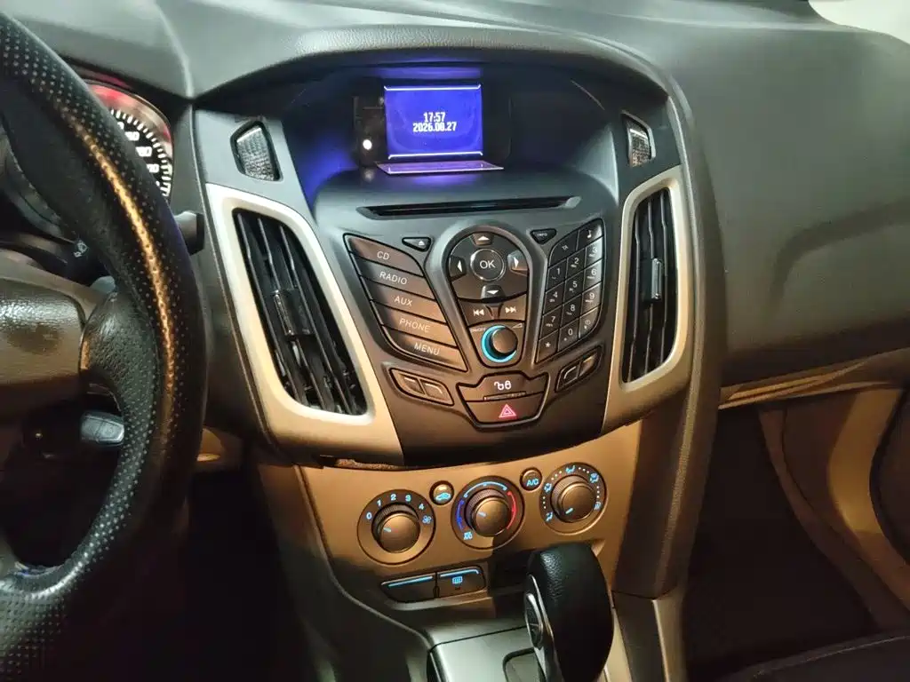 Ford Focus — миниатюра 14