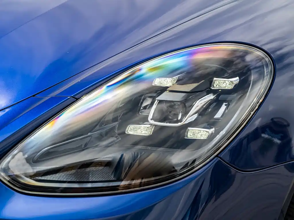 Porsche Panamera — миниатюра 8