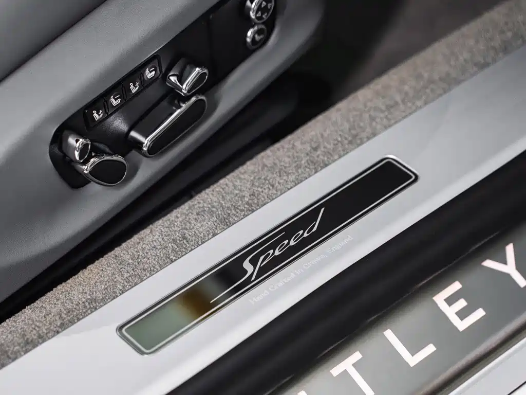 Bentley Continental PHEV — миниатюра 20