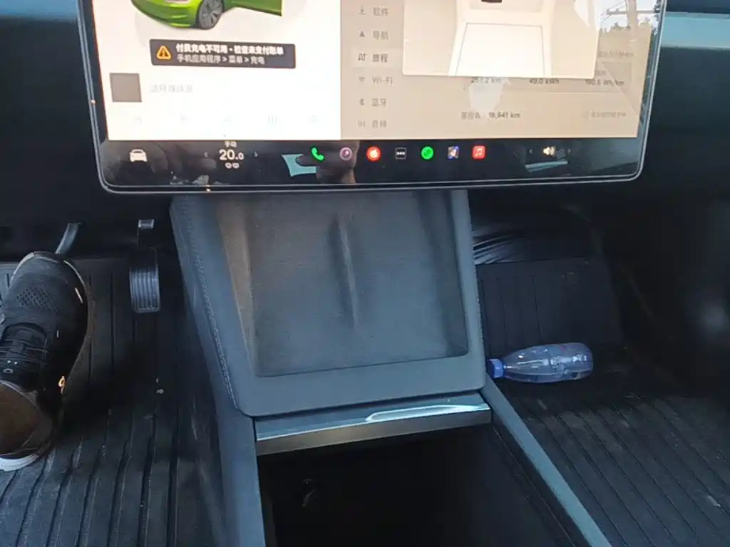 Tesla Model 3 — миниатюра 14