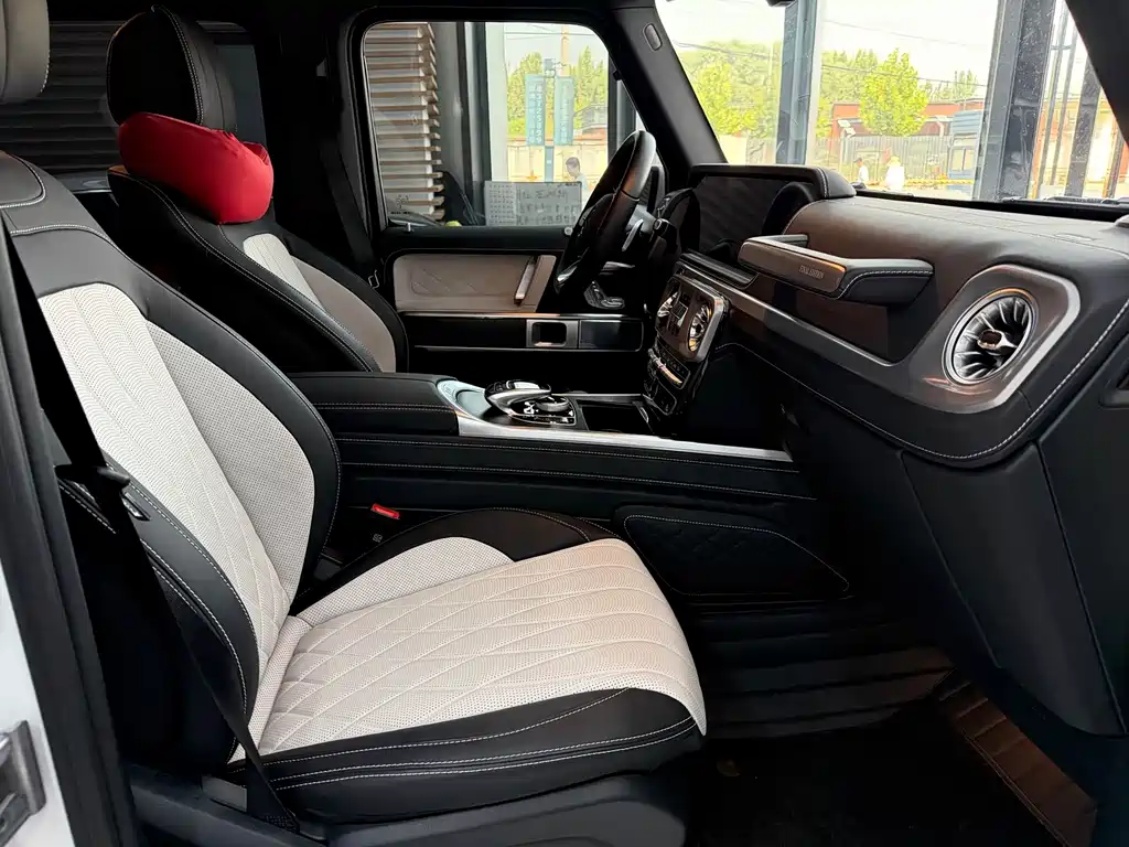 Mercedes-Benz G-Class — миниатюра 8