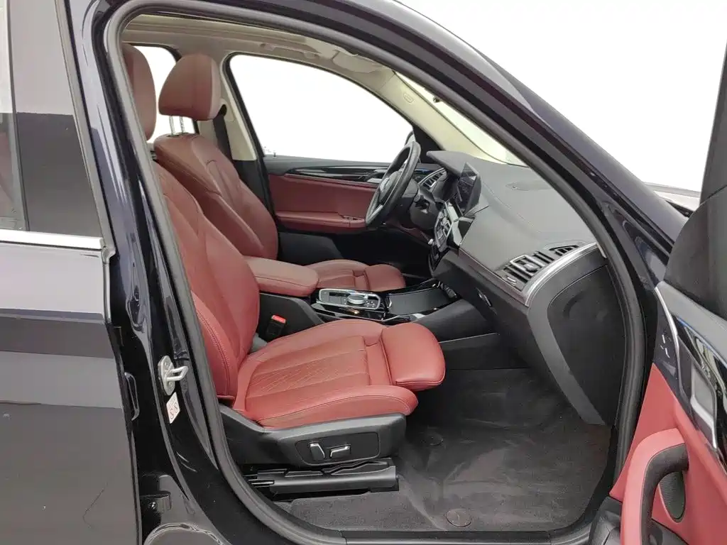 BMW iX3 — миниатюра 23