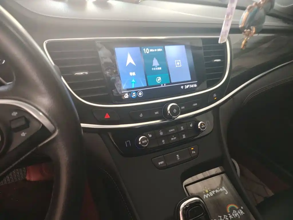 Buick LaCrosse — миниатюра 9
