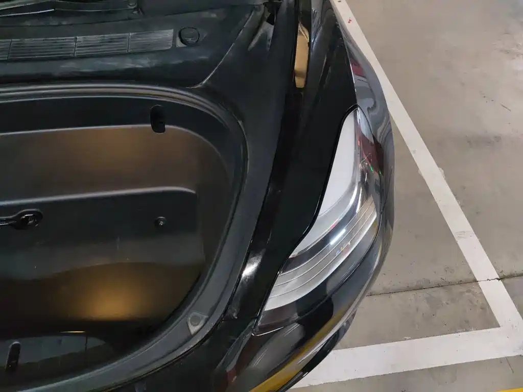 Tesla Model 3 — миниатюра 22