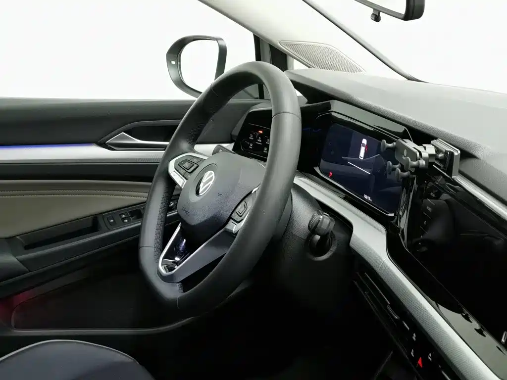 Volkswagen Golf — миниатюра 22