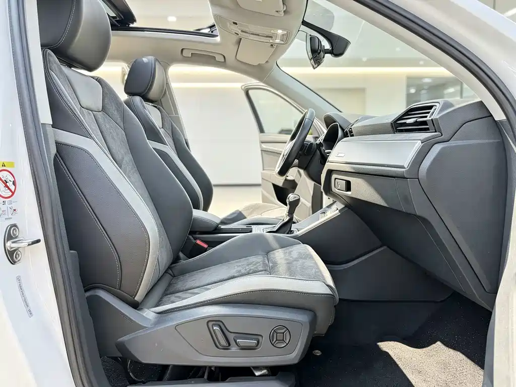 Audi Q3 — миниатюра 12