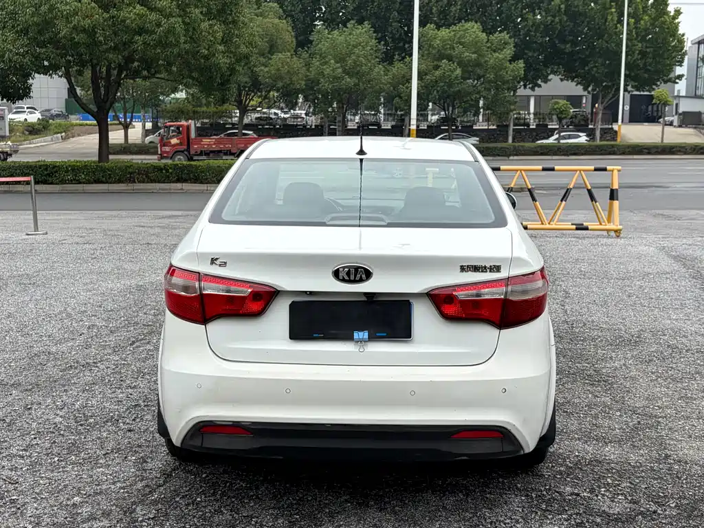 Kia K2 — миниатюра 8