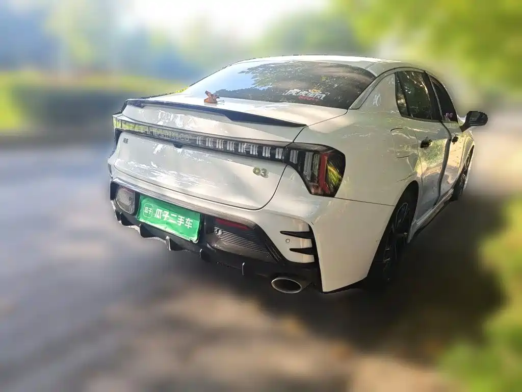 Lynk & Co 03 — миниатюра 4
