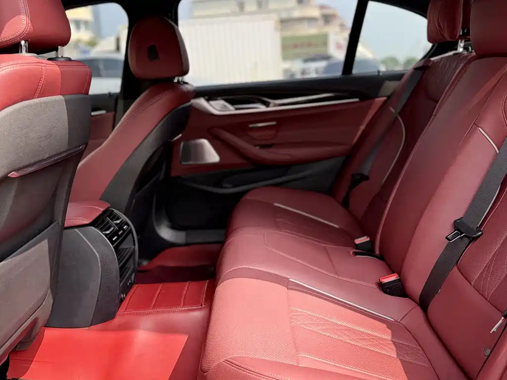 BMW 5 Series — миниатюра 25