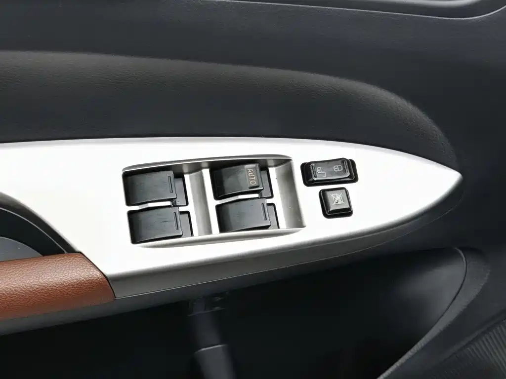 BYD F3 — миниатюра 9