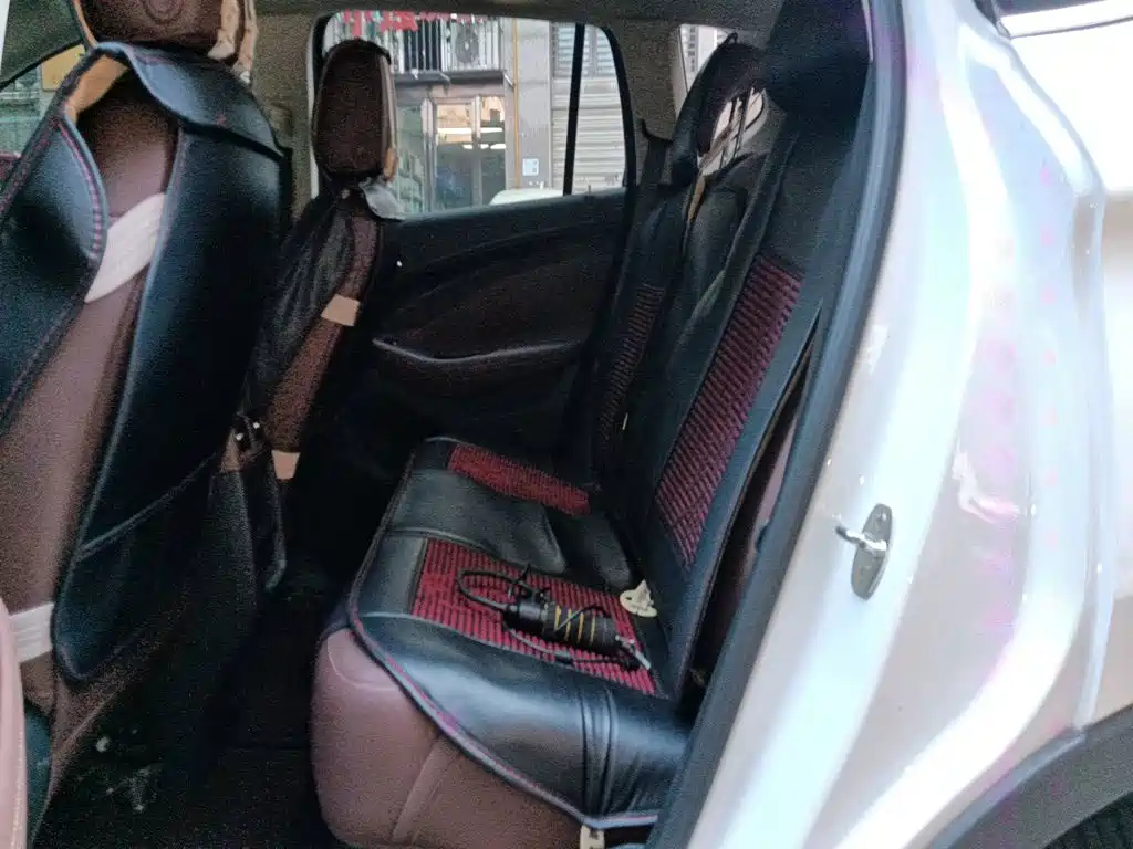 Buick Envision Plus — миниатюра 13