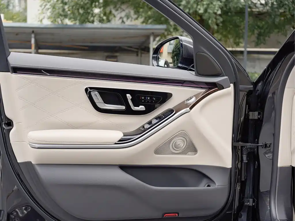 Mercedes-Benz S-Class — миниатюра 19
