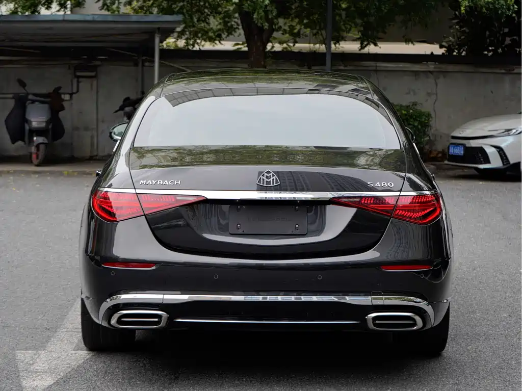 Mercedes-Benz S-Class — миниатюра 6