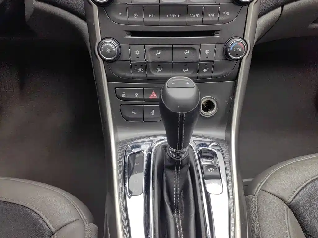 Chevrolet Malibu — миниатюра 13