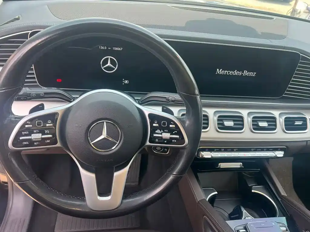 Mercedes-Benz GLE (Import) — миниатюра 3
