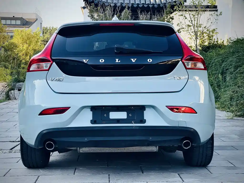 Volvo V40 — миниатюра 5