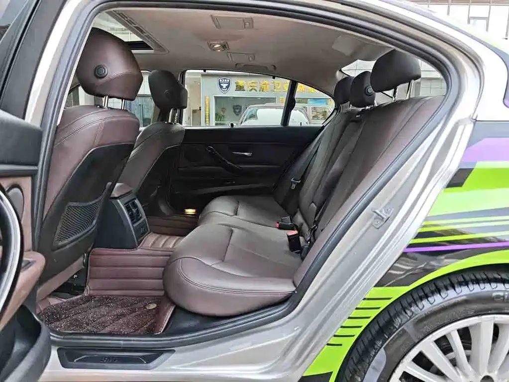 BMW 3 Series — миниатюра 24