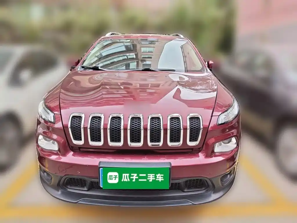 Jeep Cherokee — миниатюра 2