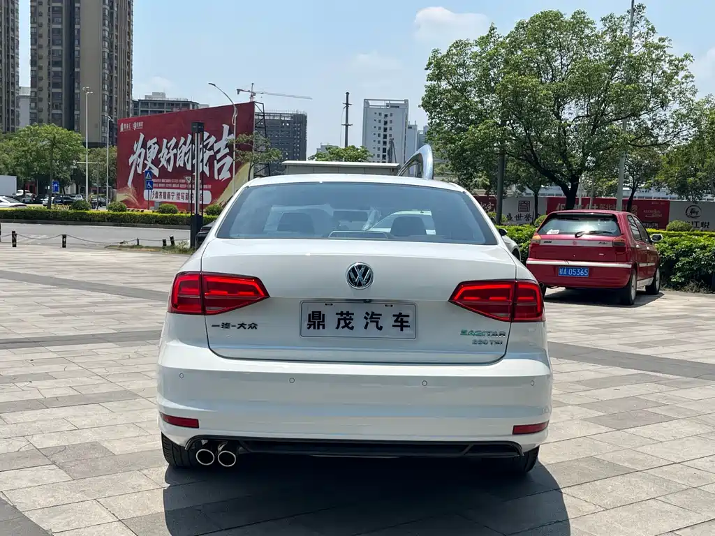 Volkswagen Sagitar 2018 280TSI DSG