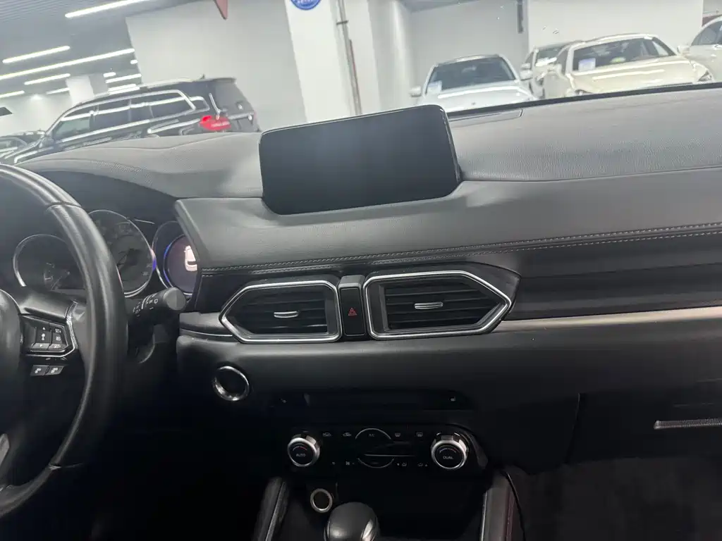 MAZDA CX 5