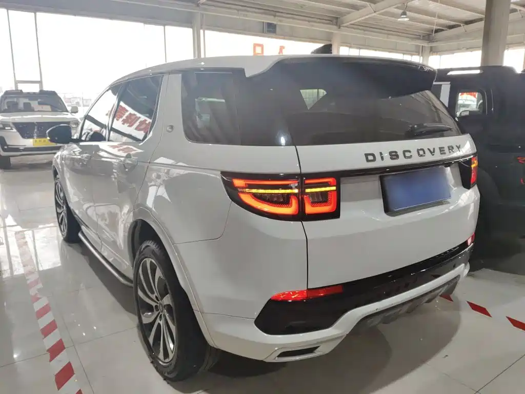 Land Rover Discovery Sport — миниатюра 23