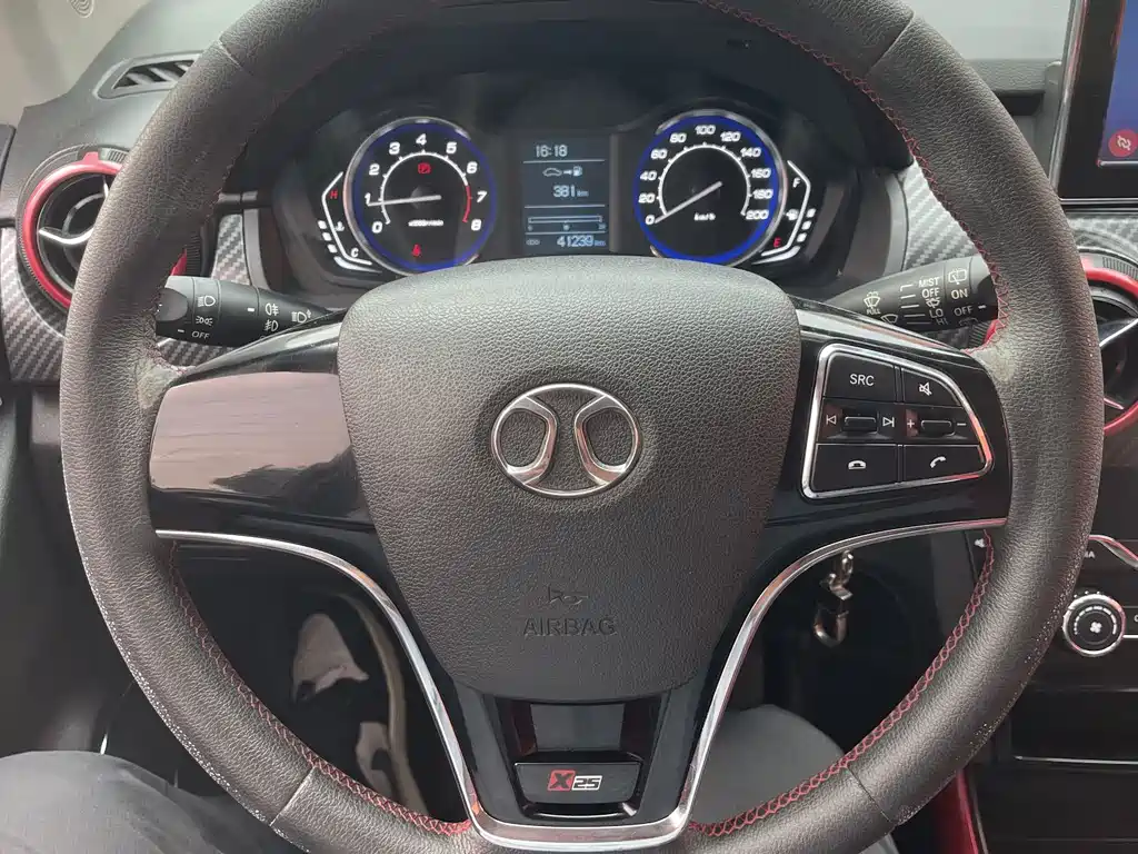 BAIC Senova X25 — миниатюра 9
