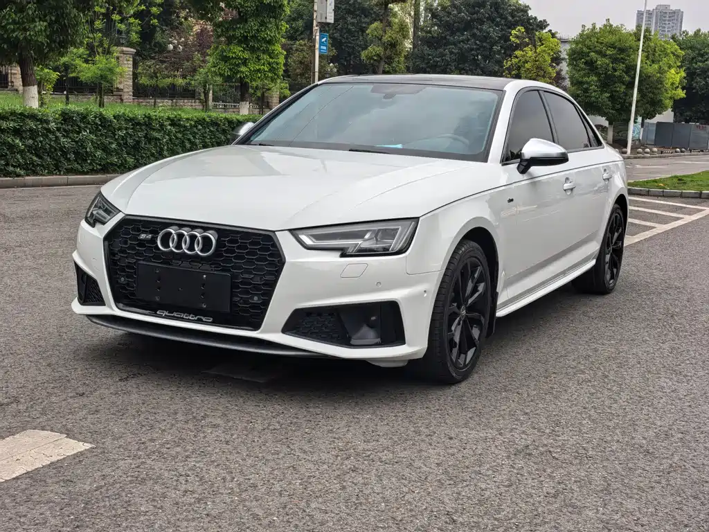 Audi A4L 2019