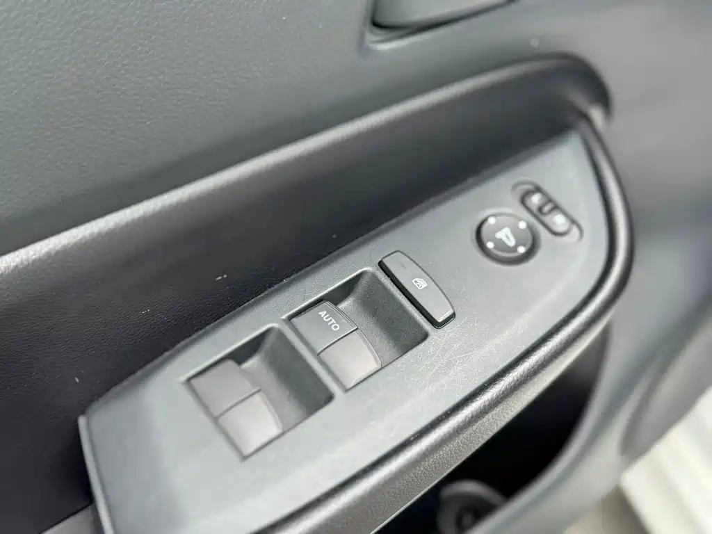 Honda Fit — миниатюра 9