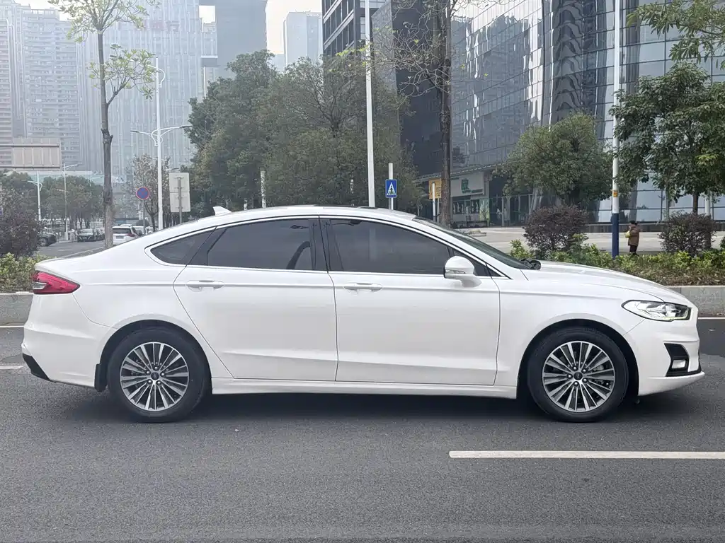 FORD MONDEO NEW ENERGY