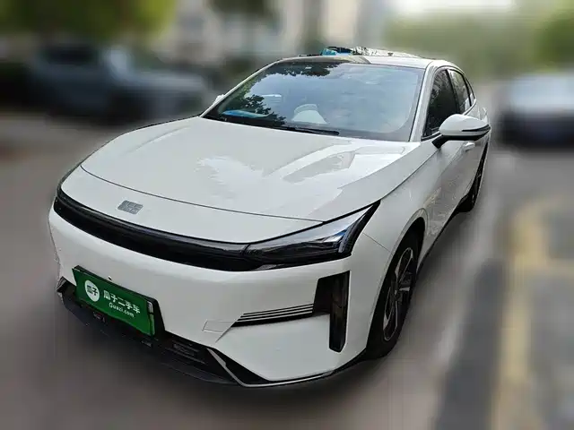 2024 Geely Galaxy L6