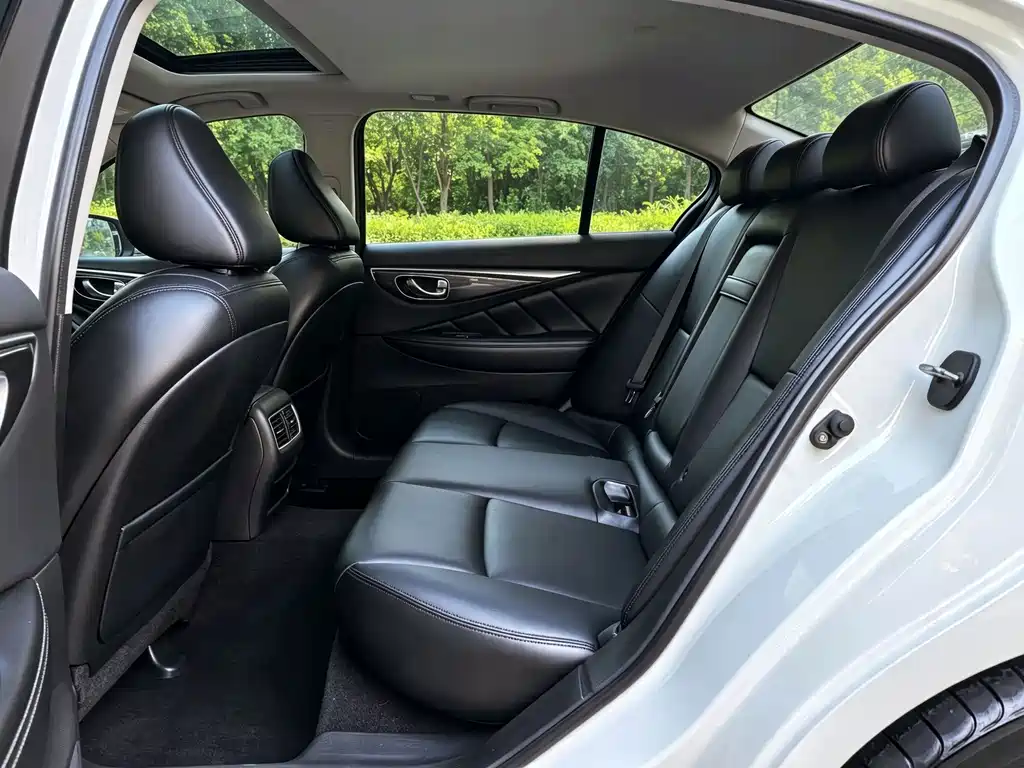 Infiniti Q50L — миниатюра 11