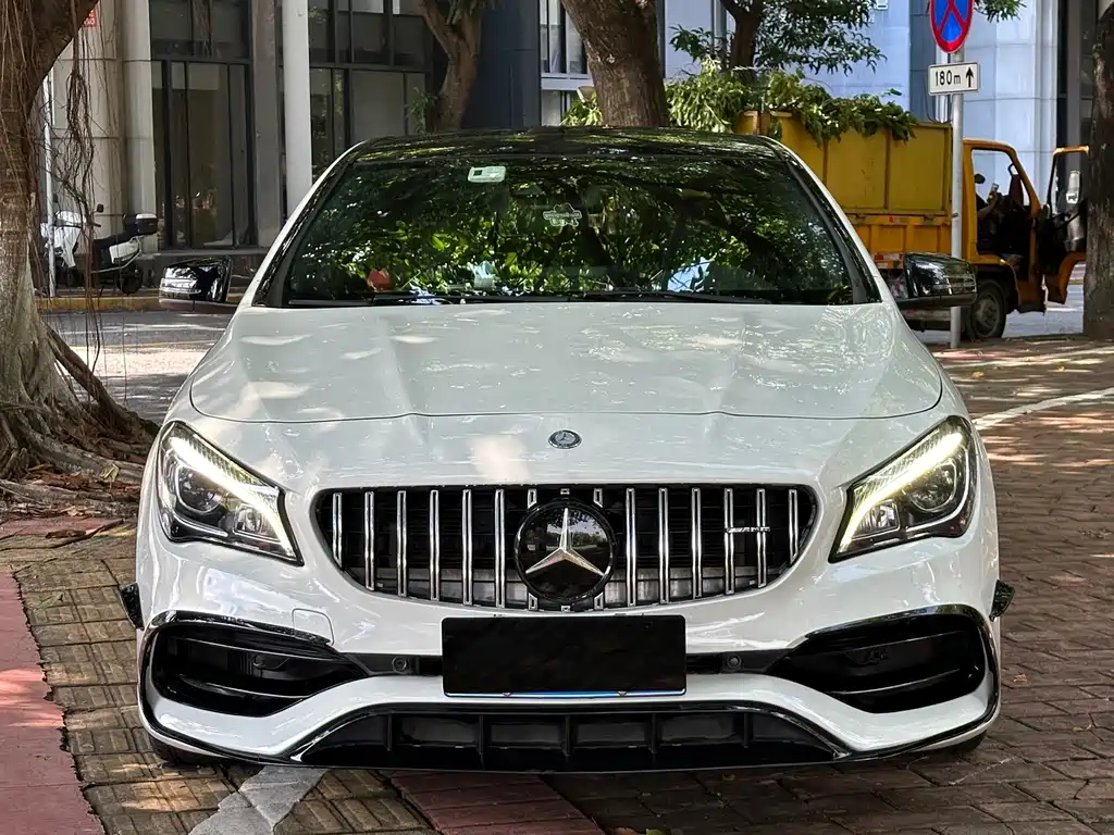 Mercedes-Benz CLA AMG — миниатюра 2