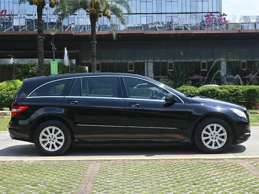 Mercedes-Benz R 2014 R 320 4MATIC