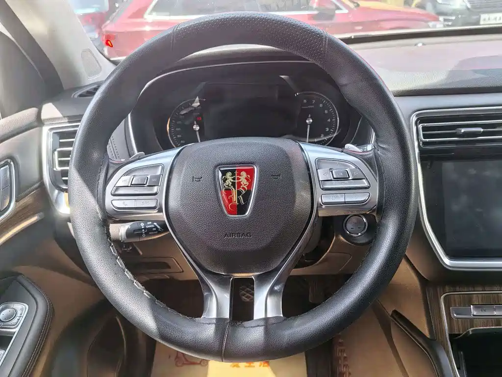 Roewe RX8 — миниатюра 8