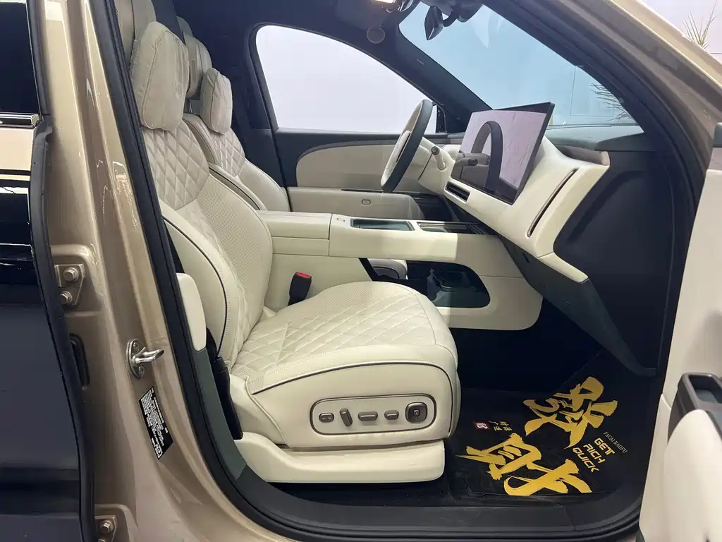Li Auto Li L8 — миниатюра 14