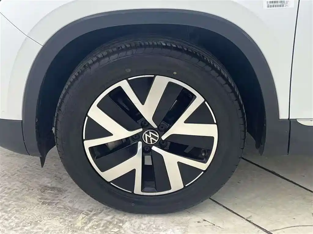 Volkswagen Tayron 2023 330TSI Luxury Plus