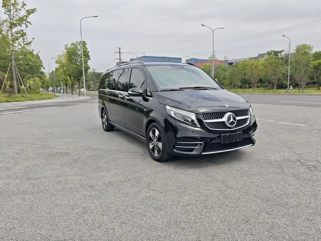 MERCEDES-BENZ V CLASS