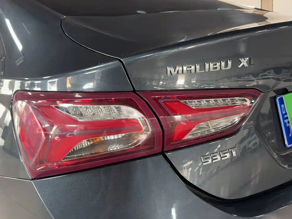 Chevrolet Malibu XL — миниатюра 12