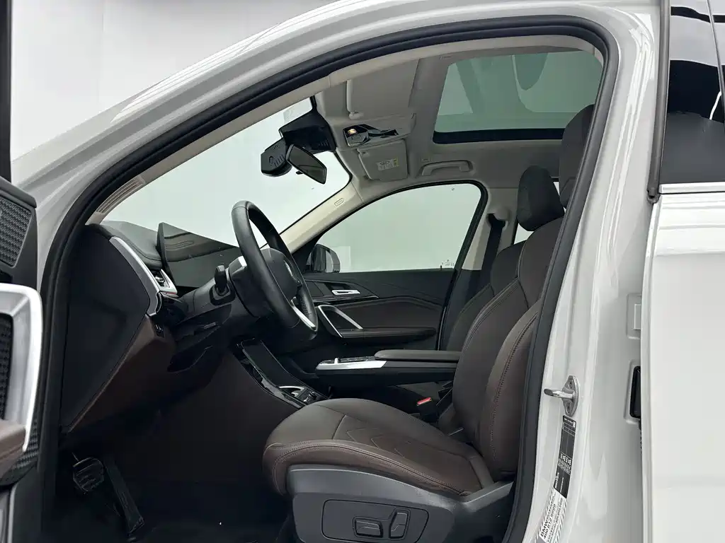 BMW X1 2023 sDrive20Li X