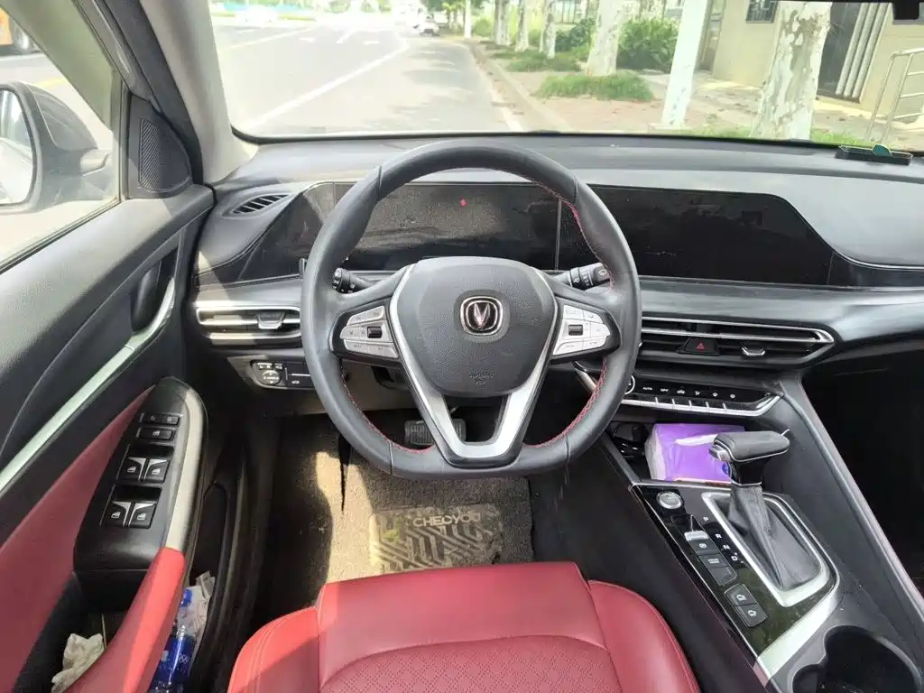 Changan Eado — миниатюра 6