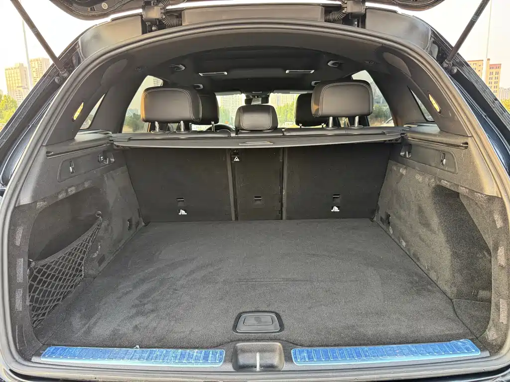 Mercedes-Benz GLC — миниатюра 12