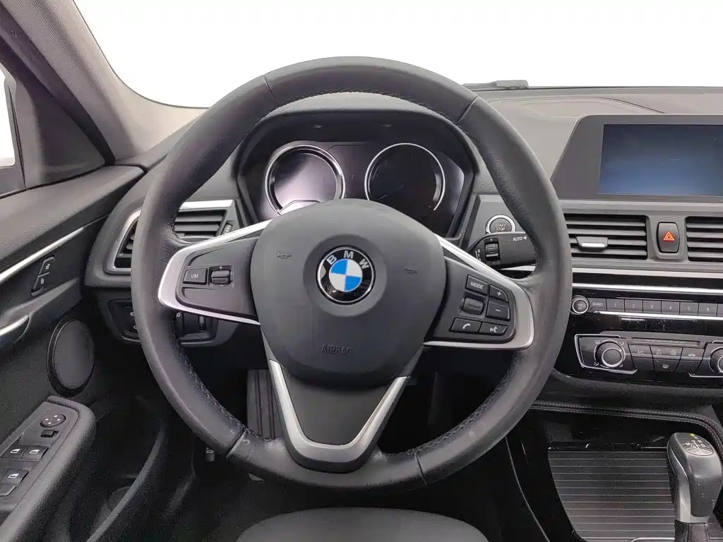 BMW 1 Series — миниатюра 11